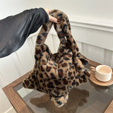 Winter Furry Star Large Capacity Girls Shoulder Bag Vintage Tote Handbags Female Purse Leopard Plush Crossbody Bags for Women