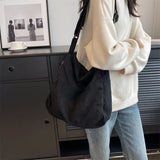 Trendy Cool Women's Shoulder Bag Solid Color Unisex College Student Schoolbag Large Capacity Canvas Crossbody Bag Travel Handbag