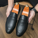 New Men Casual Slip-on Business Loafers Male Concise Fashion Leather Shoes Soft High Quality Driving Shoes Mule Dress Shoes