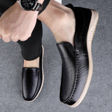Men Genuine Leather Shoes New Casual Designer Shoes Slip On Fashion Summer Comfort Loafers Moccasins Men Driving Shoes