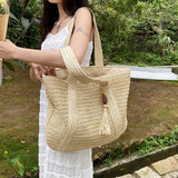 Hand-Woven Handbags Ladies Summer Woven Totes Bag with Tassel Women Shoulder Bag Large Capacity Fashion Straw Female Shopper Bag