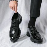 Brand New Men Dress Shoes Patent Leather Brogue Shoes for Male Formal Wedding Party Office Men Oxfords Business Moccasins Shoes