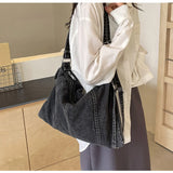 Denim Messenger Bag for Women Fashion Shoulder Bags Chic Hobo Bag Casual Crossbody Bag Outdoor Travel Tote Bag Women's Bag 