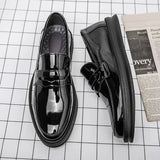 Brand Men's Loafers White Men's Dress Office Wedding Dress Shoes Black American penny loafers Men's high quality Casual Shoes