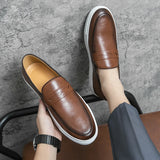 Britain Style Low Cut Retro Fashion New Men Black Brown Flats Leather Shoes Casual Loafers Formal Dress Footwear Zapatos Hombre