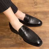 shoes men Classic Men  Leather Shoes Wedding Shoes Men Formal Flats Business Shoes Black Dress Shoes Large size: 38-48