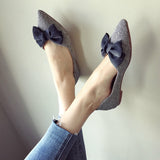 Women Flat Heel Shoes Big Silk Bowknot 31-46 Plus Big Size Pointed Toe Lady Flats Casual Sweet Soft Sole Solid Color Moccasins