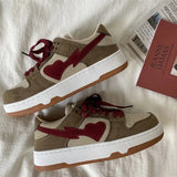 Canvas Shoes Women's Casual Flat Sports Shoes In Spring Autumn New Heart Shape Sneakers Women Leather Shoes Tenis Feminino