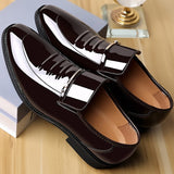 Patent Leather Shoes for Men Business Shoes Casual Point Toe Slip on Loafers for Men Luxury Party Wedding Plus Size Shoes