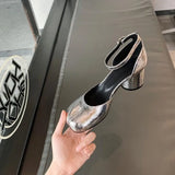 Fashion Tabi Ninja Shoes WomenRound Split Toe Shallow Thick Heel Sandals Single Mid Heel Mary Janes Shoes Female Pumps